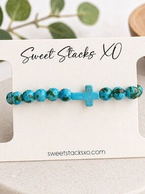 Marbled Turquoise Beaded Cross Bracelet